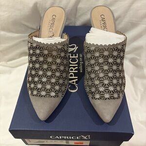 Caprice Grey Suede Heels 37.5
